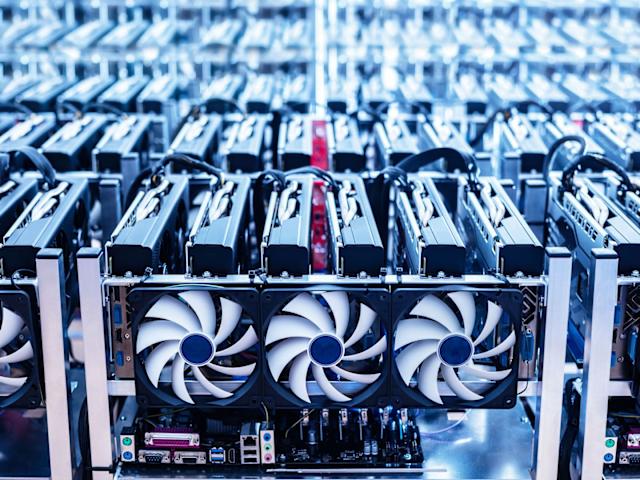 Bitcoin Mining Profits Surge 18.2% in May as BTC Price and Network Hashrate Rise