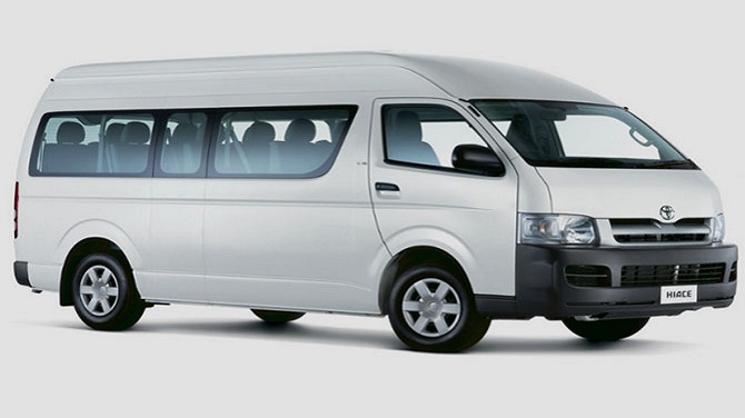 Airport Shuttle Bus Perth: Minivans, Minibuses, and Larger Buses for Every Need