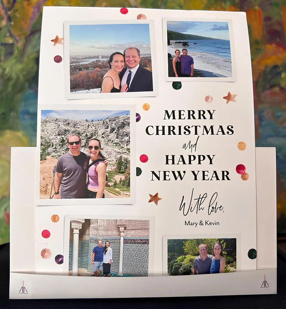 Why a Greeting Card Spinner Stand Makes the Perfect Holiday Gift