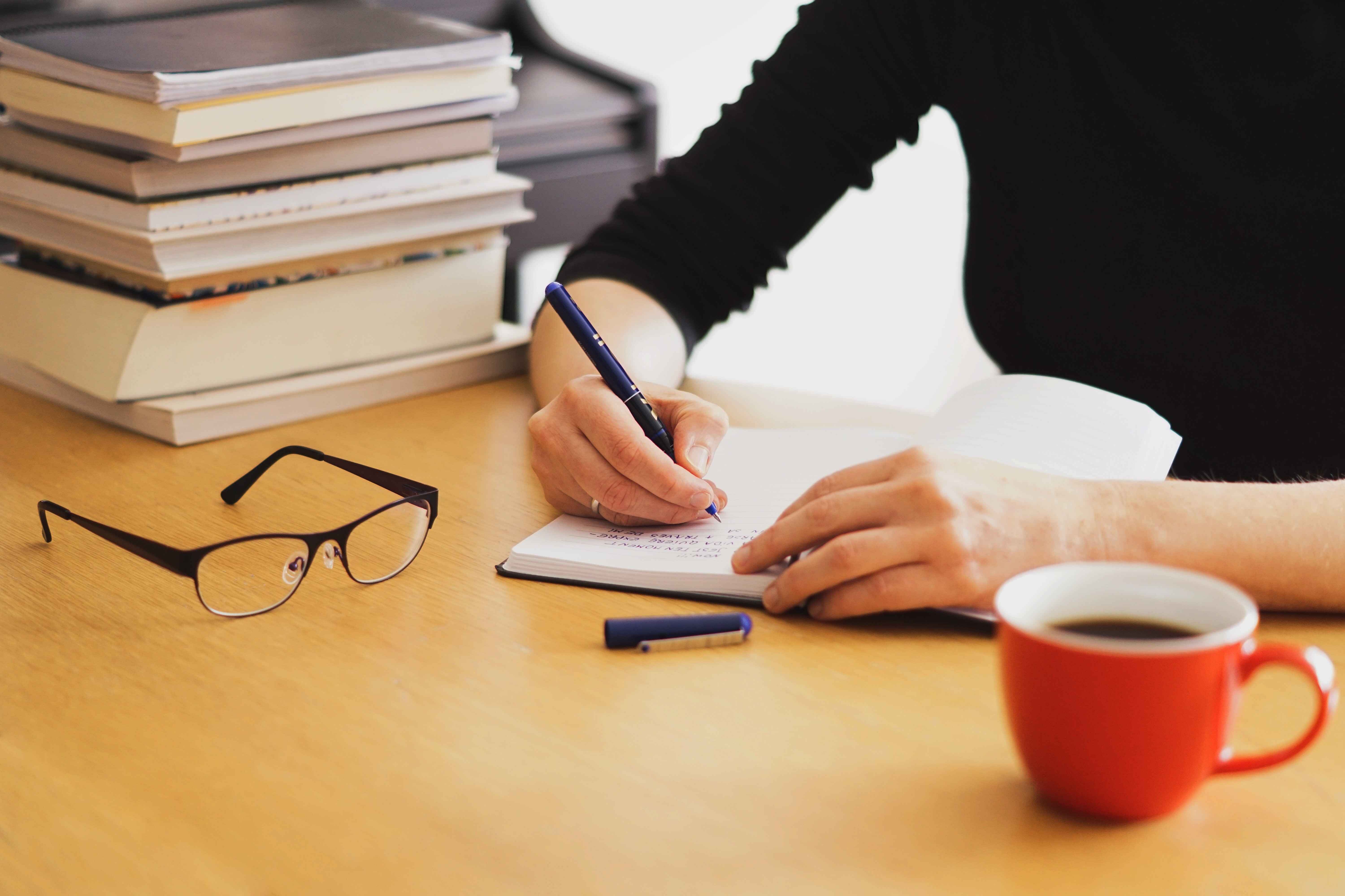 A Complete Guide to Dissertation Writing in Canada: Tips for Success